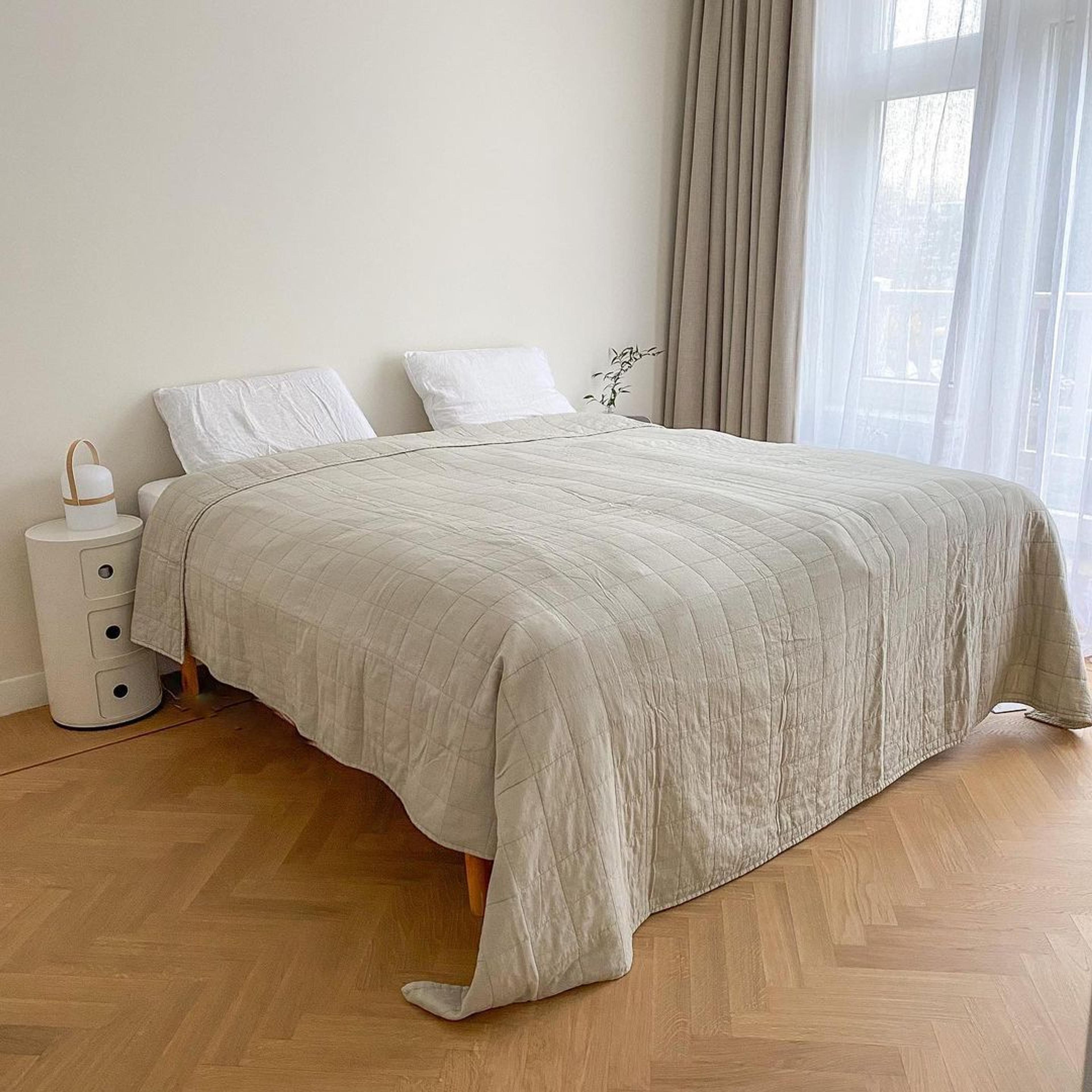 japandi-slaapkamer-neutraal