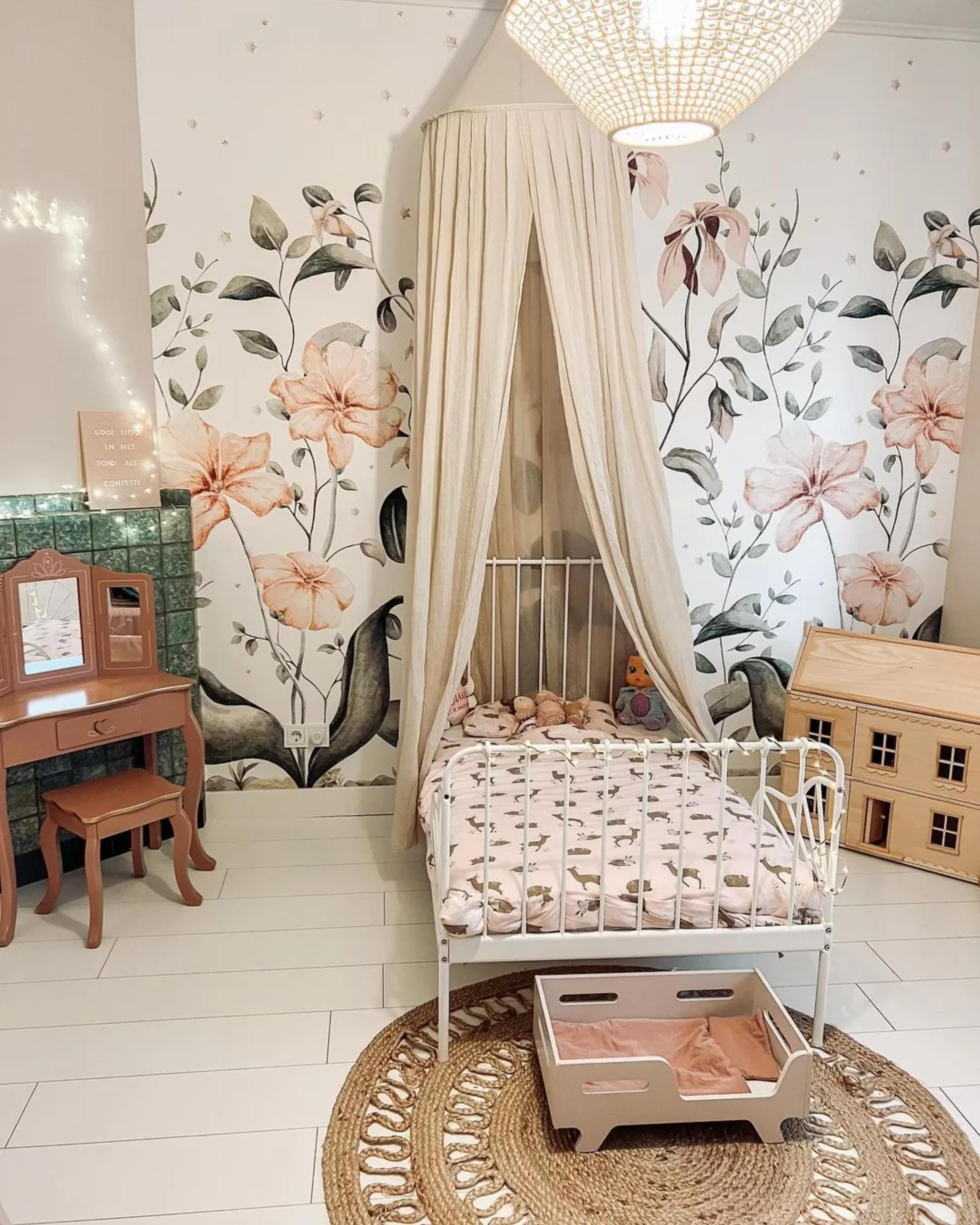 slaapkamer-bloemen-behang