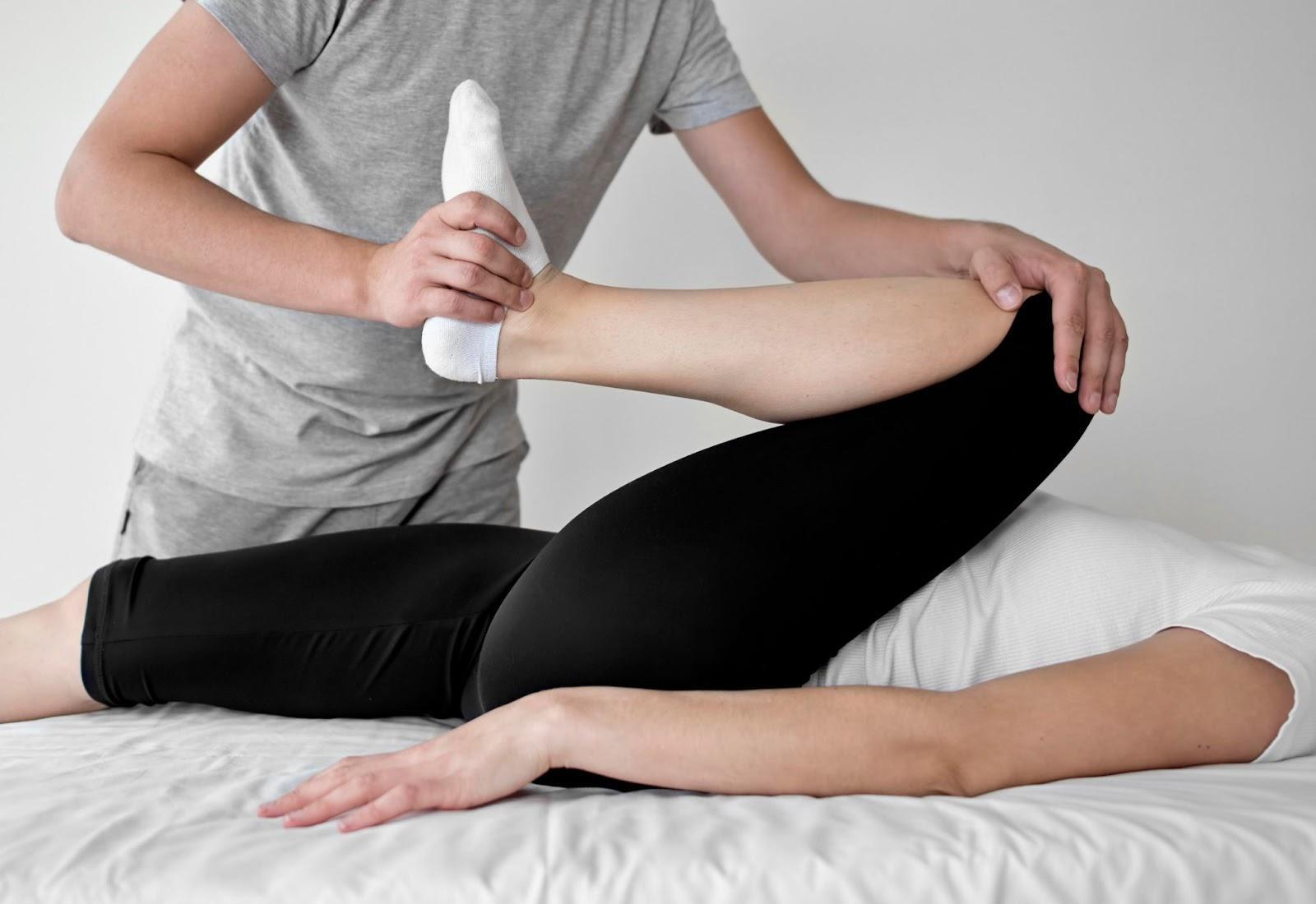 Chiropractic abdominal treatment for constipation relief