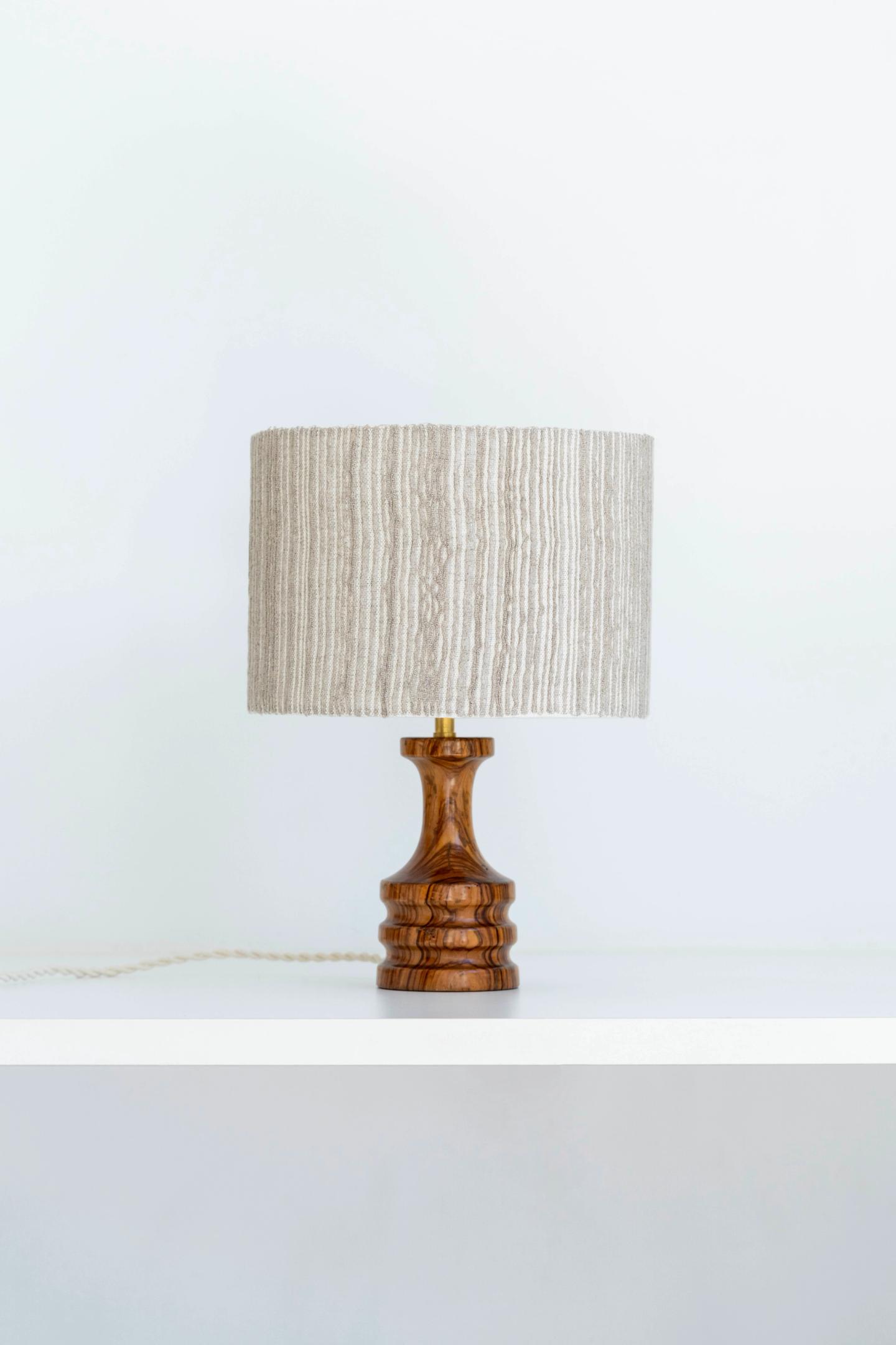 Aube — lampe plissée entière