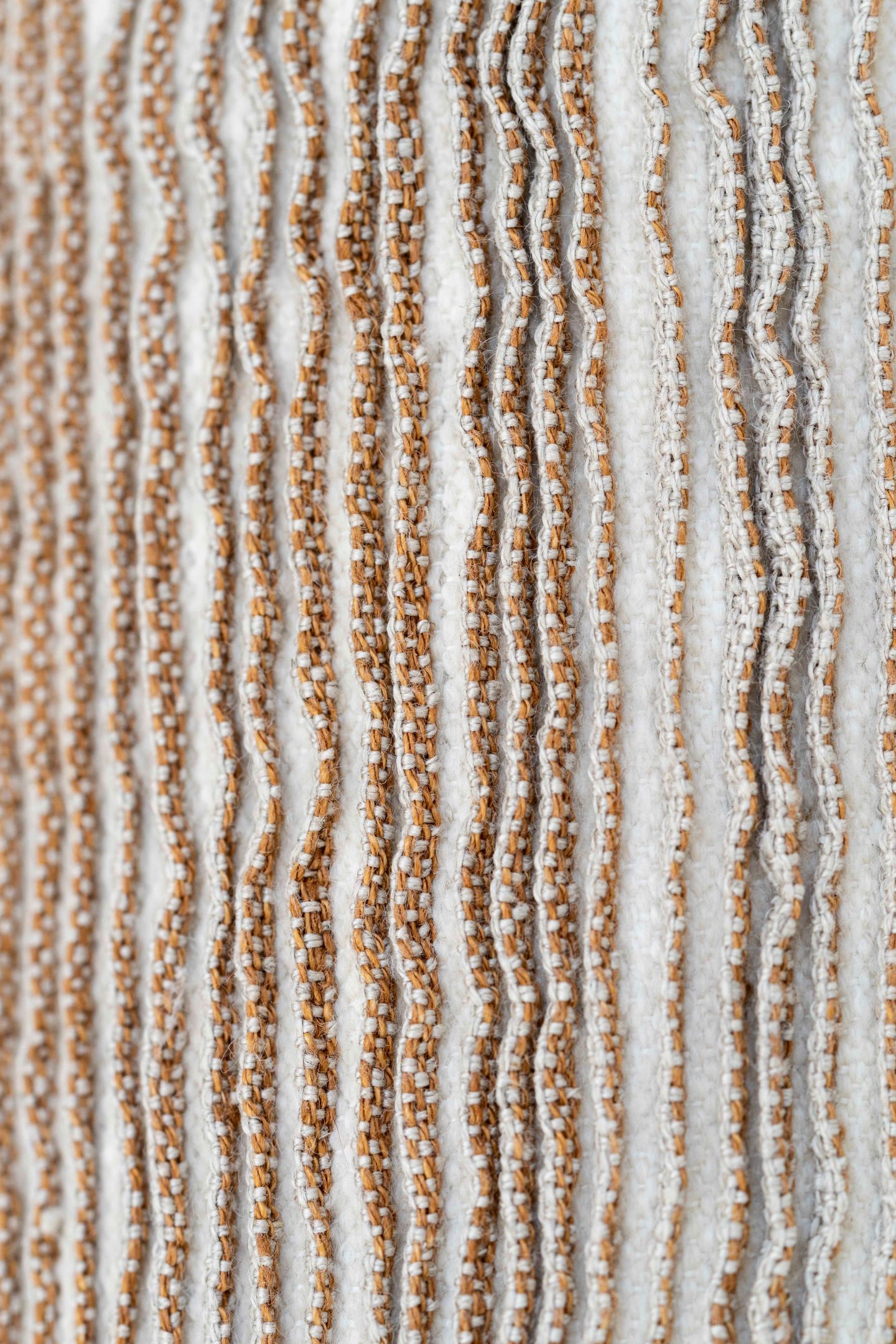 Vesper — détail du tissage plissé
