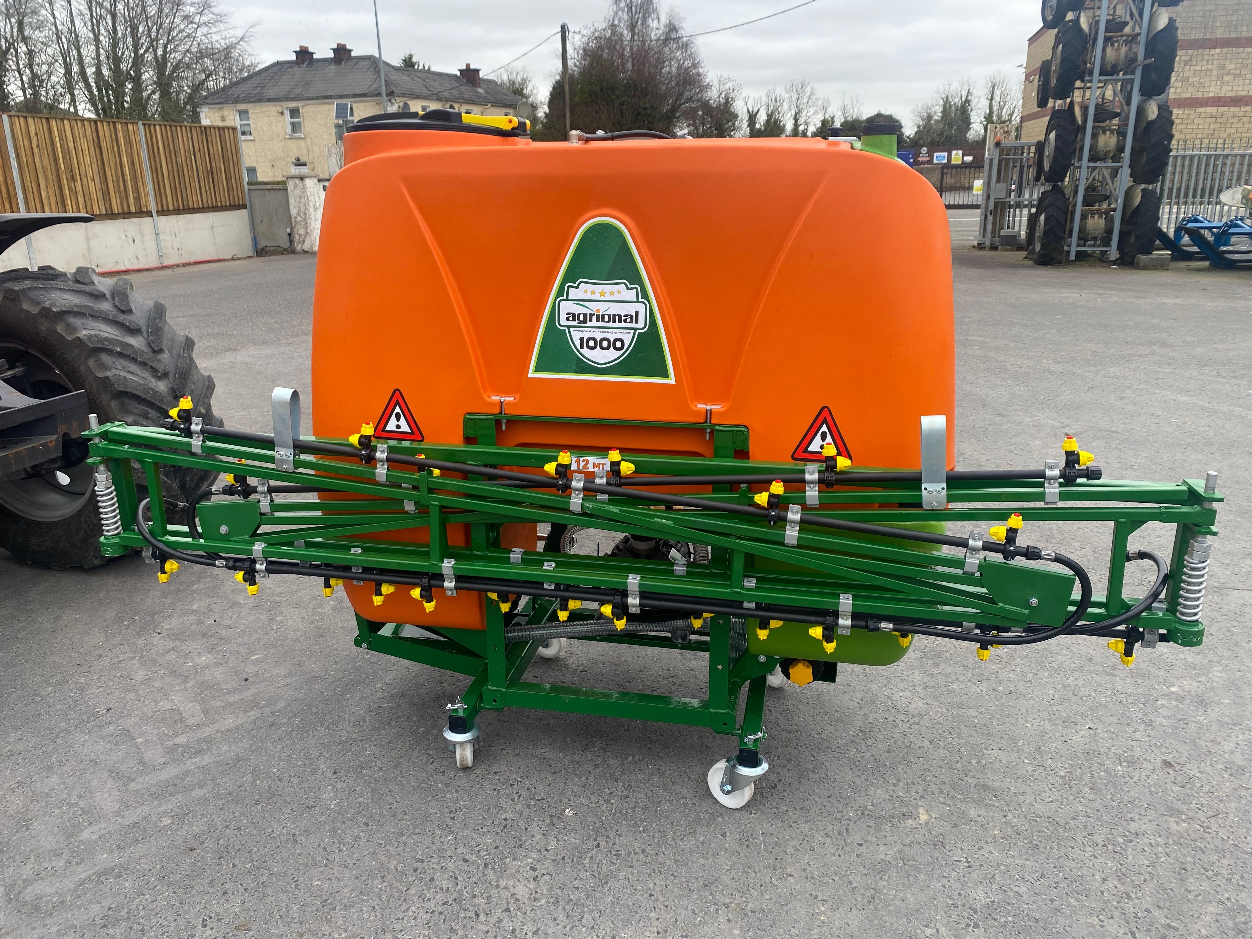 Agrional 1000 sprayer — photo 1