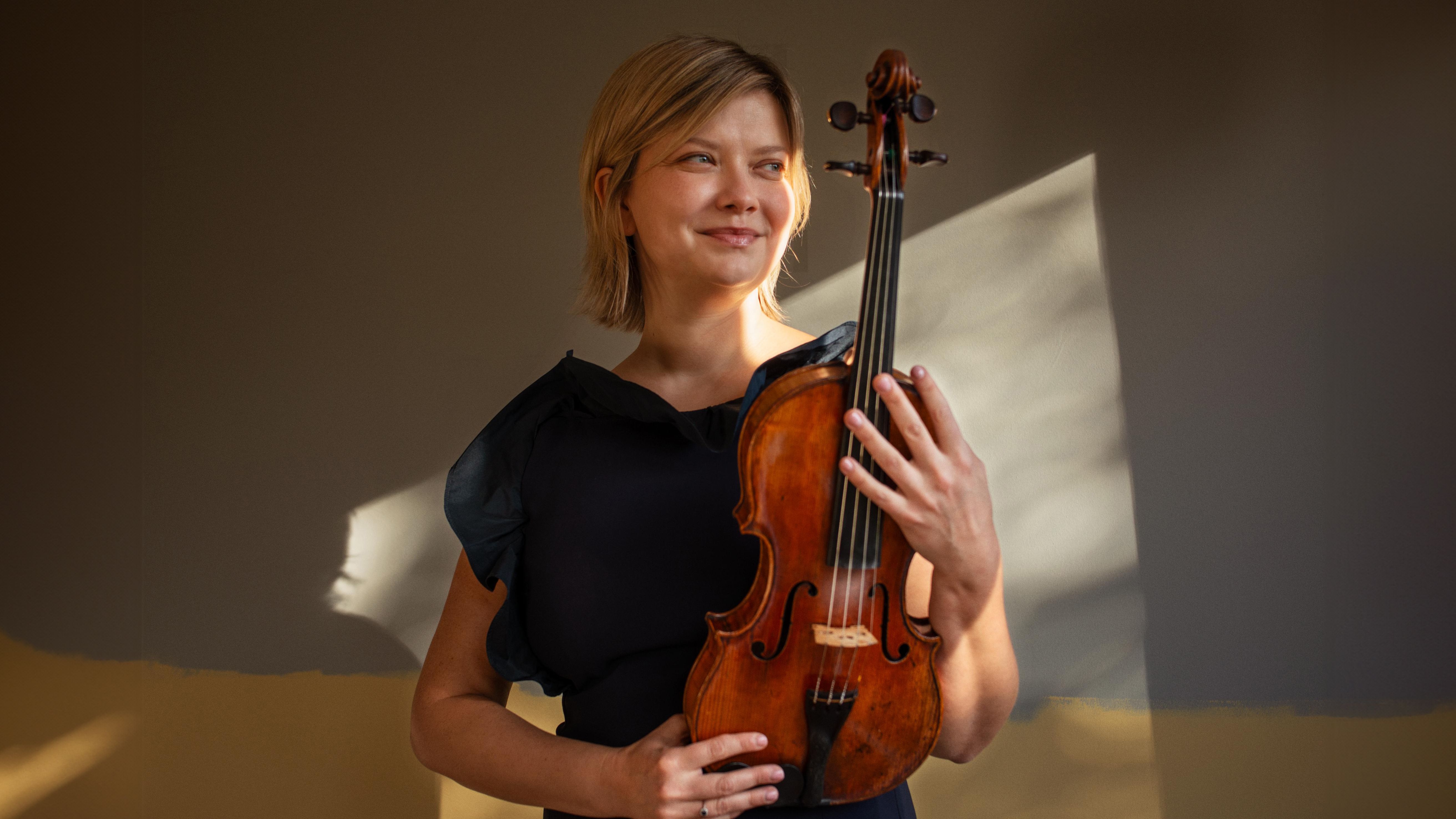 Alina Ibragimova | Askonas Holt