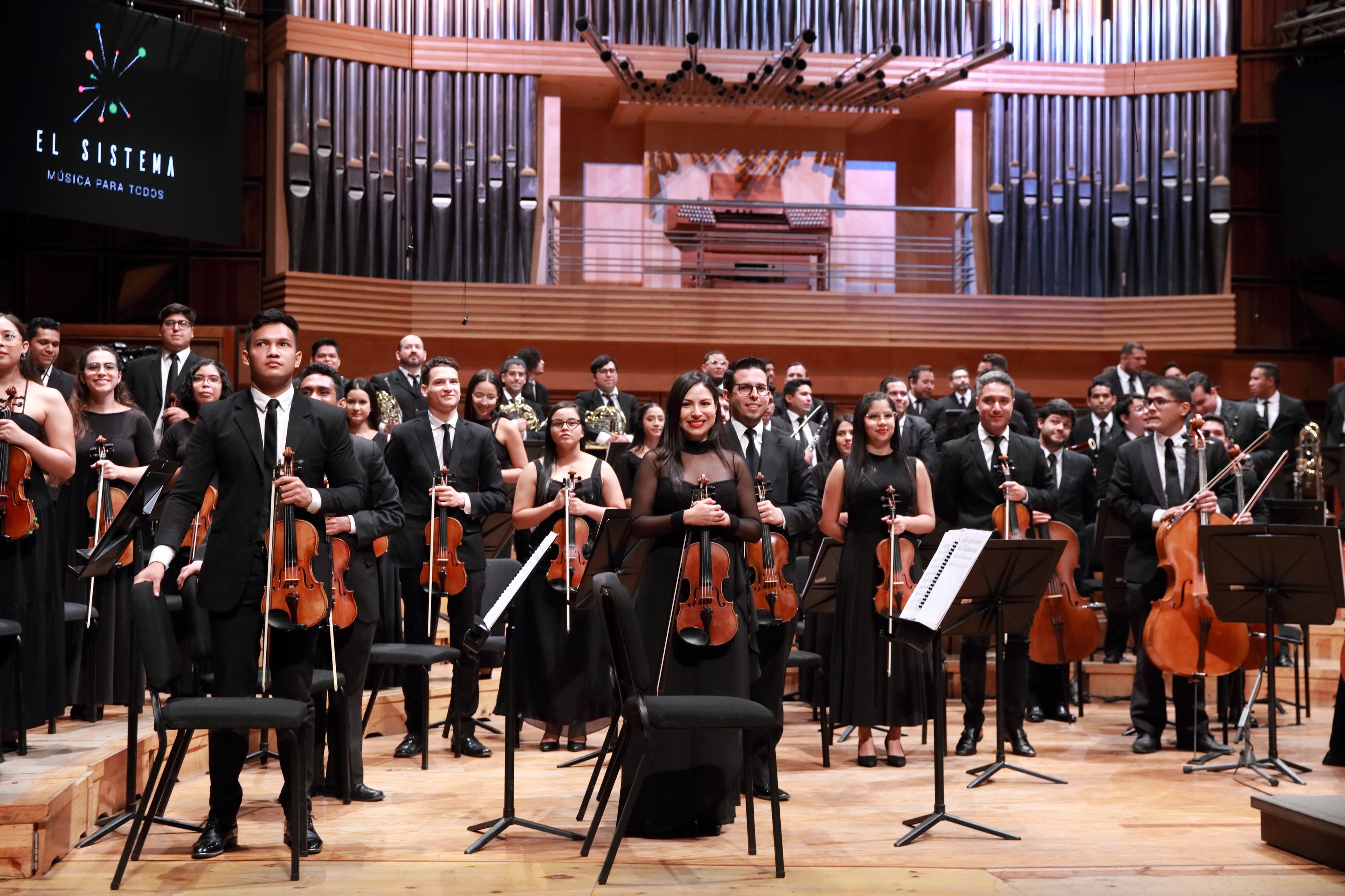 Askonas Holt welcomes conductor and clarinettist Andreas