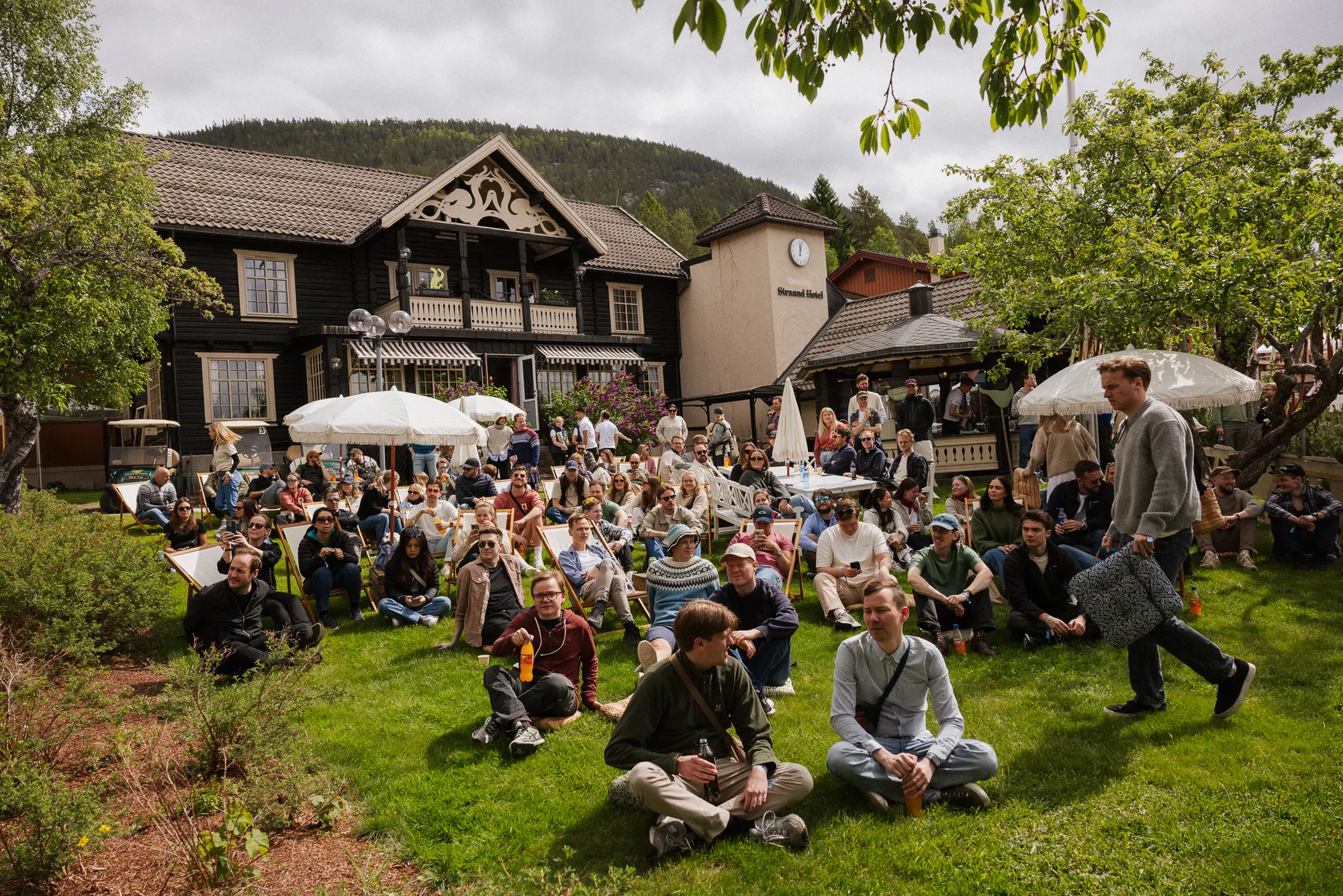 God stemning før festivalåpning