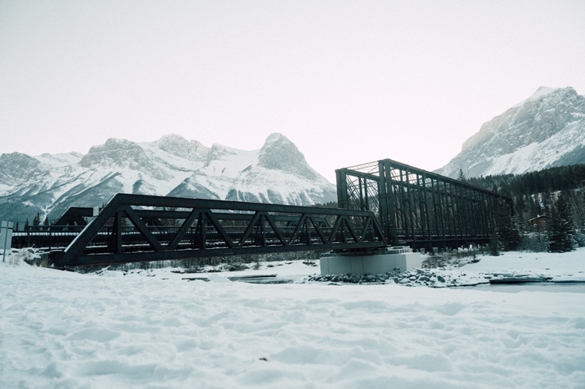 TLOU-engine-bridge-canmore-alberta.jpg