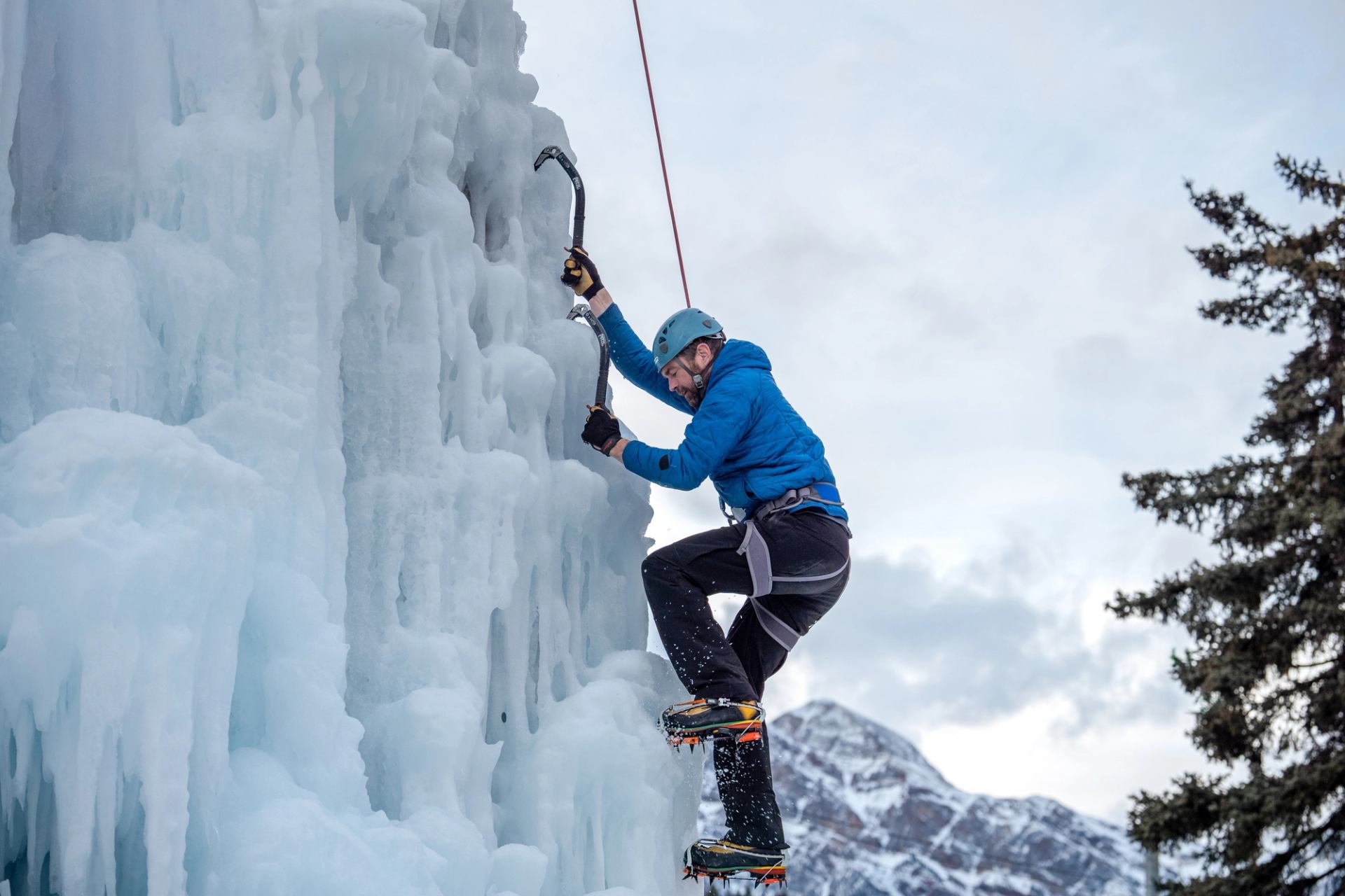 An ice climber on the ice wall in the town of Jasper.