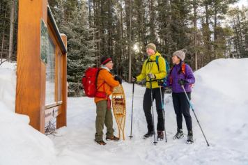 Zucmin Guiding Snowshow and Hiking