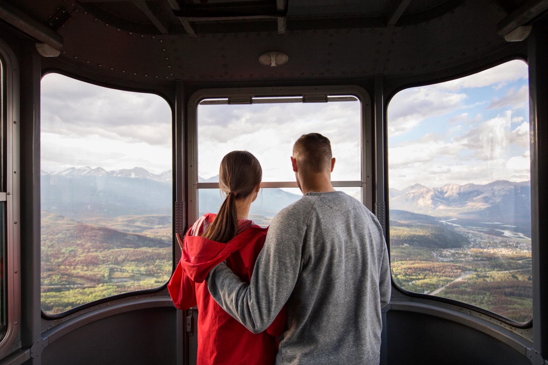 Couple riding on the Jasper SkyTram