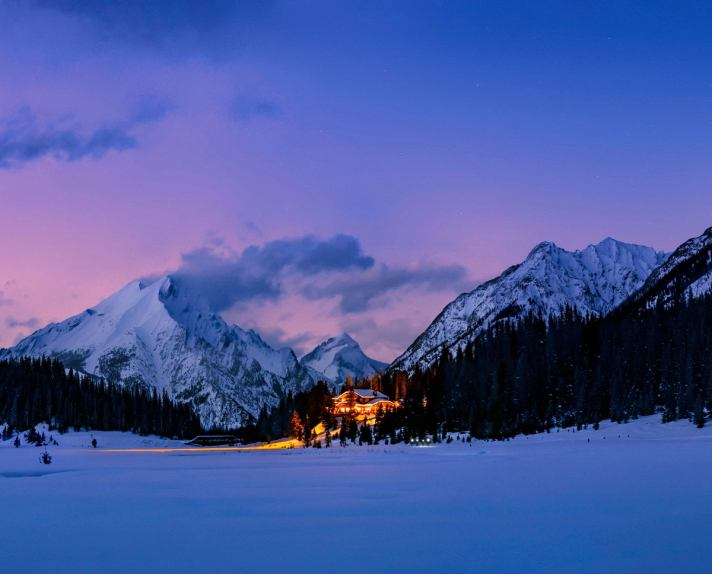 Mount Engadine Lodge at sunset