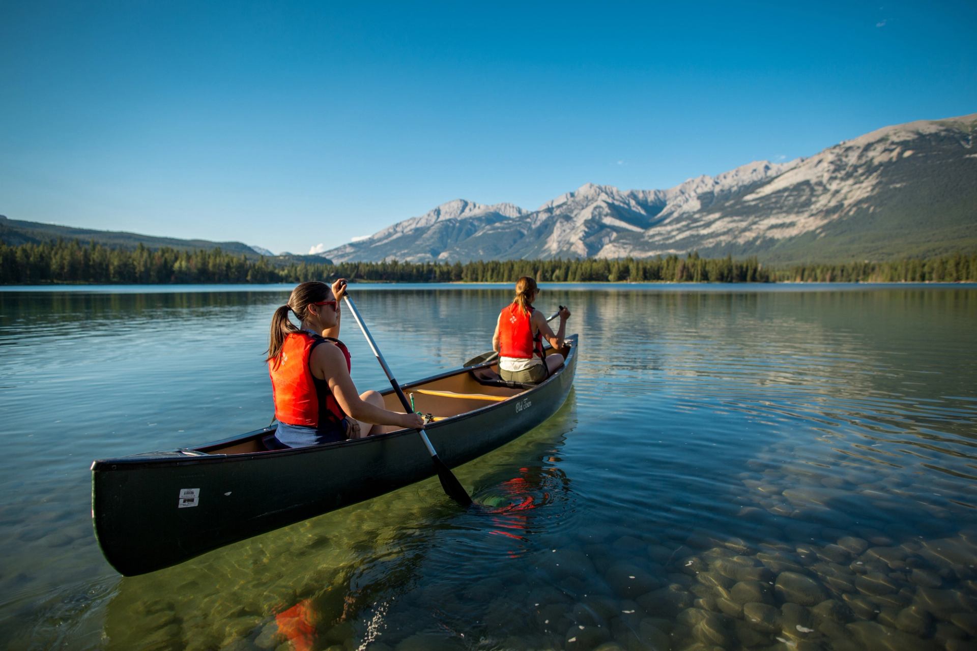 Paddling | Canada's Alberta thumbnail