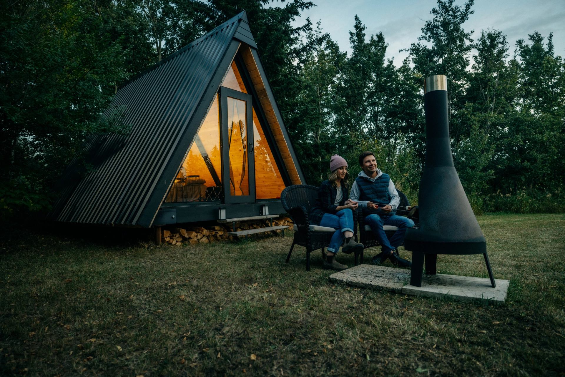 How to Plan Your Alberta Glamping Getaway thumbnail