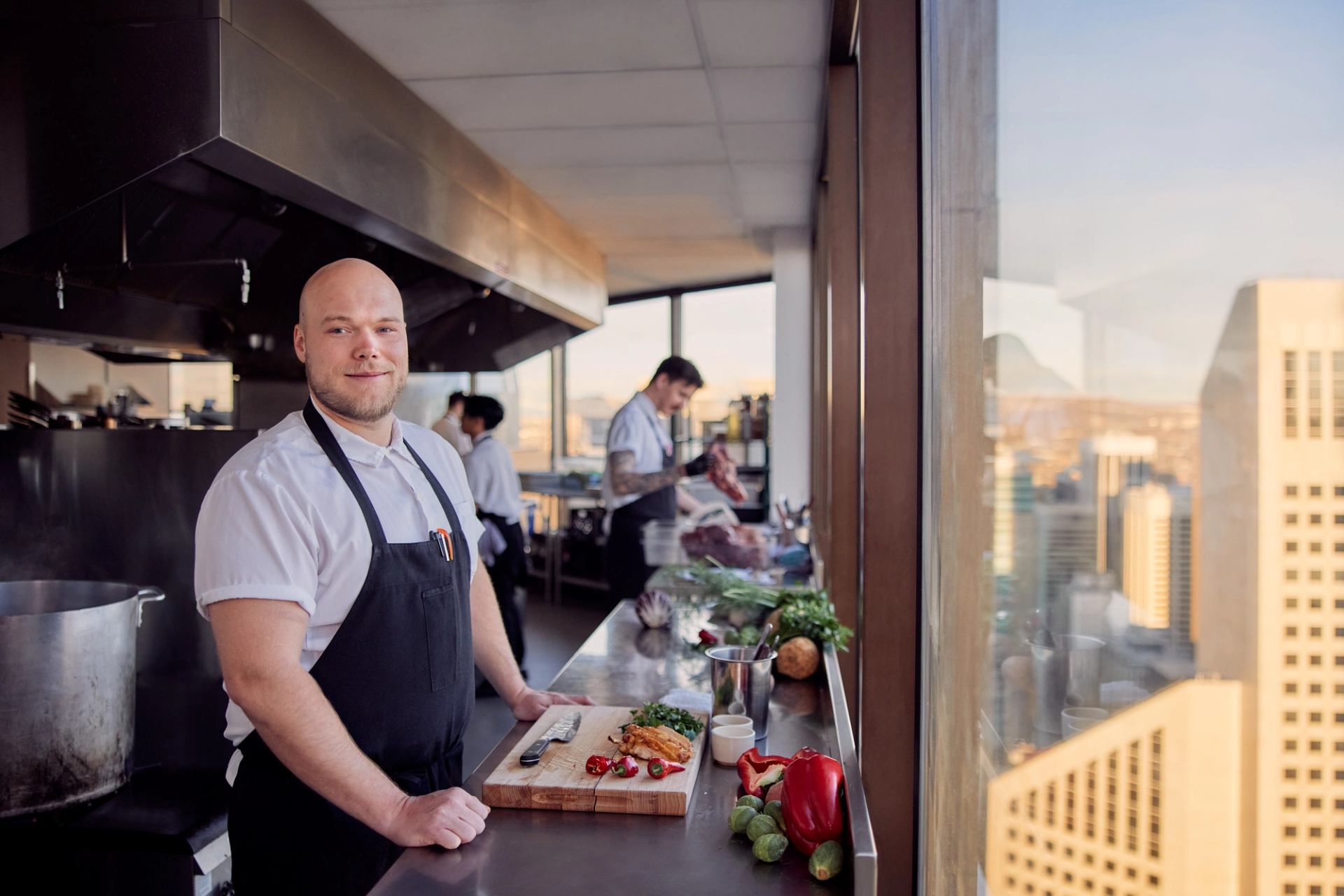 Chef at Major Tom preparing food