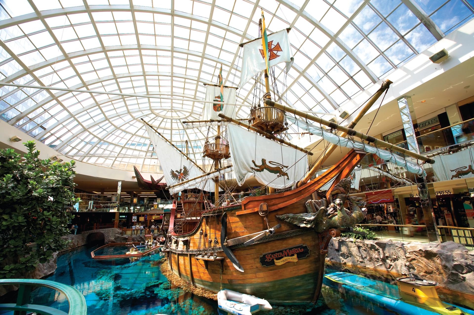 Pirate ship in the middle of West Edmonton Mall