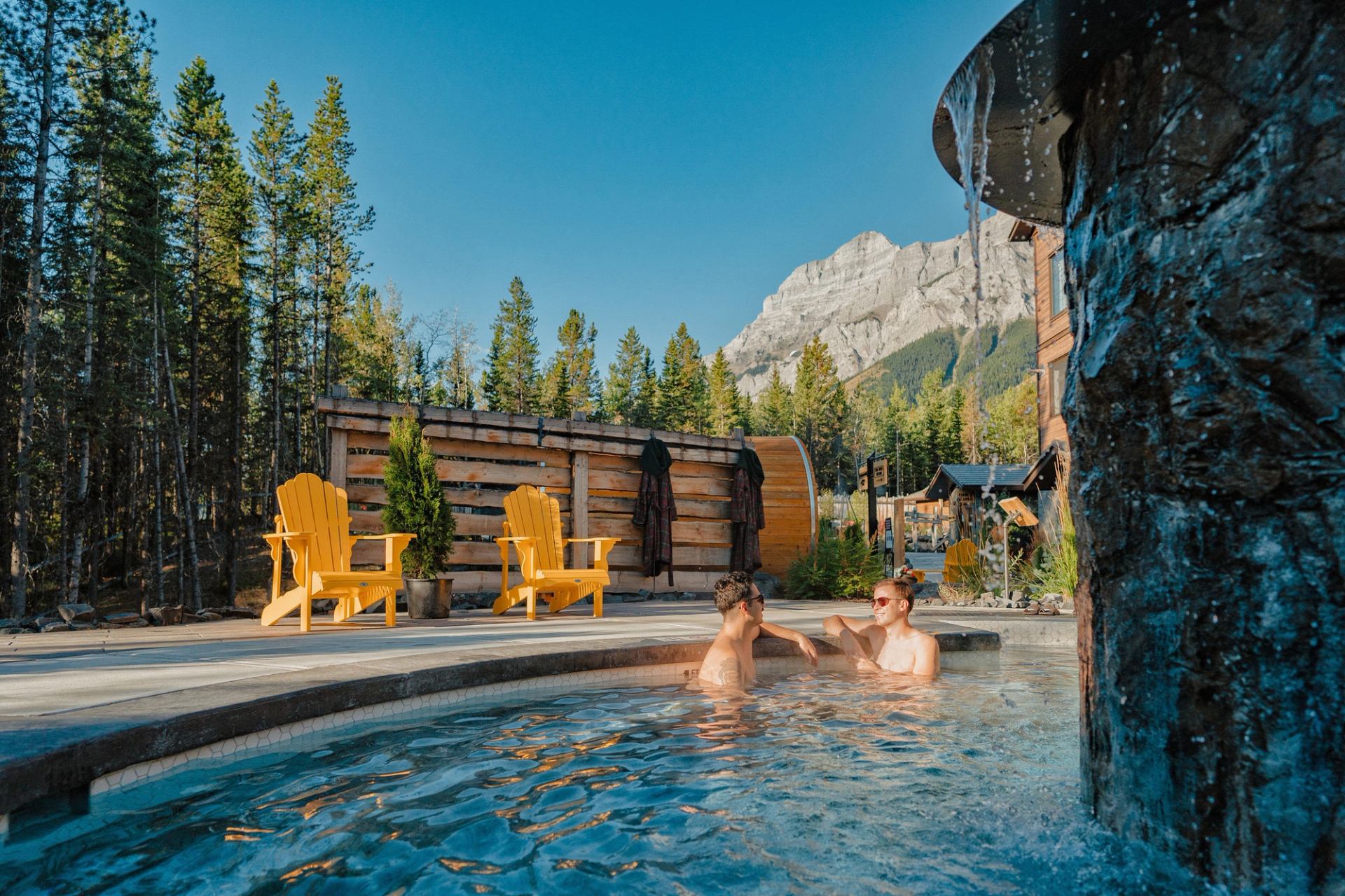 Couple in an outdoor hot tub at the Nordic Spa