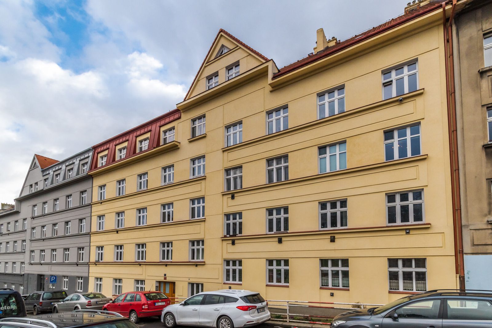 Pronájem bytu 2+KK po rekonstrukci v Libni — Praha – Libeň
