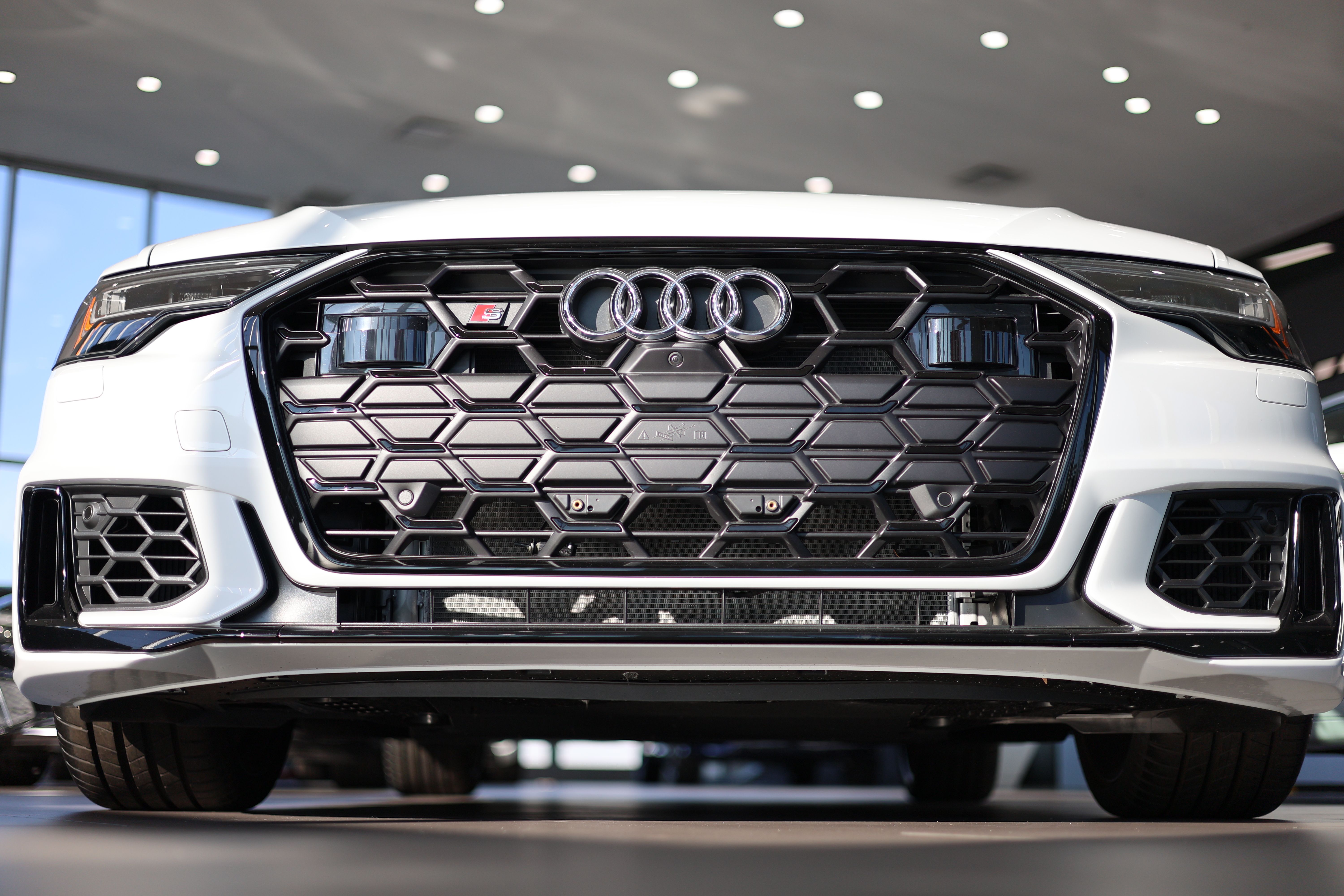 Audi S6 Front View 