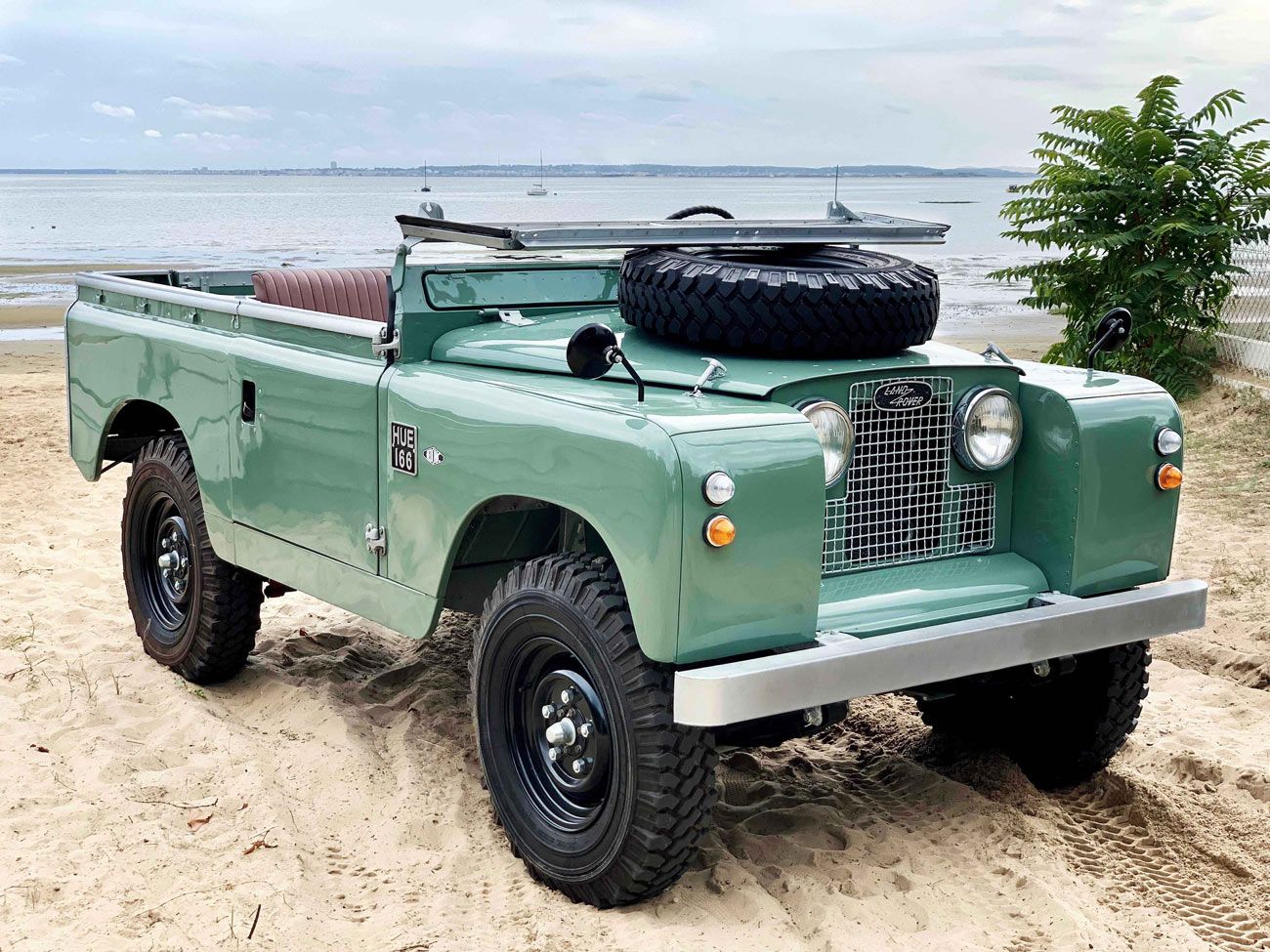 Land-Rover-History
