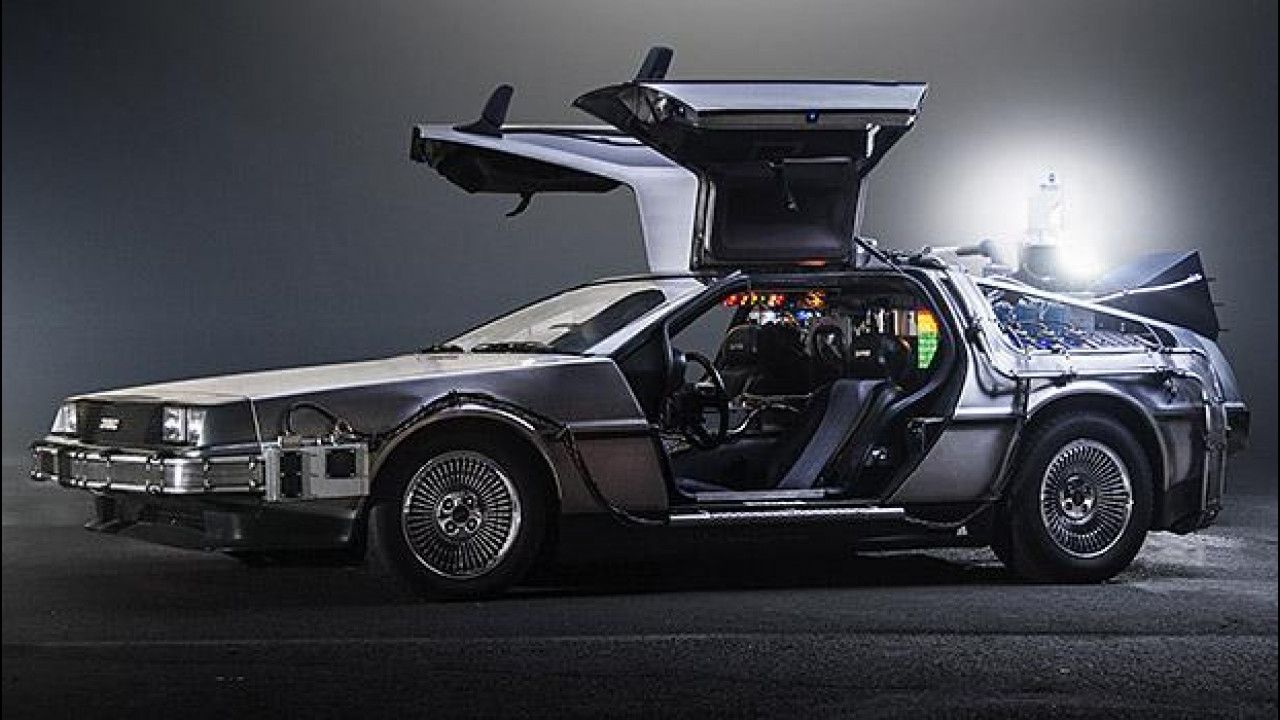 Delorean-Motor-Company-Back-To-The-Future-17