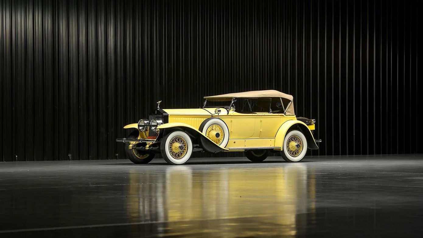 Automobiles from novels