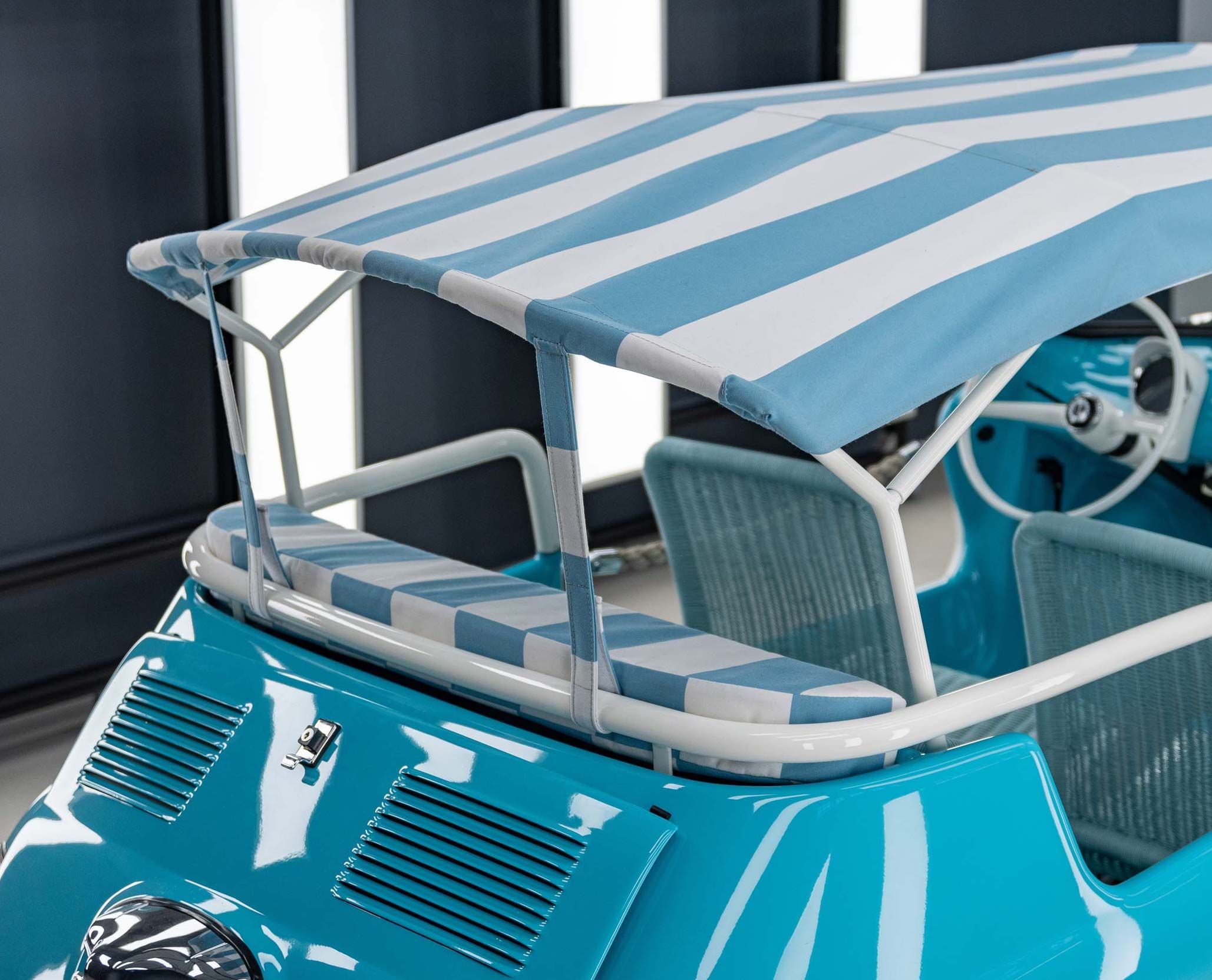 Spiggina-a righe garage italia custom