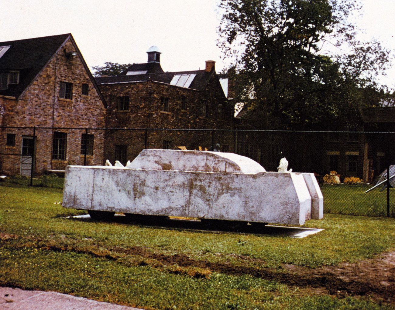 Wolf Vostell: cars and creative madness | Garage Italia
