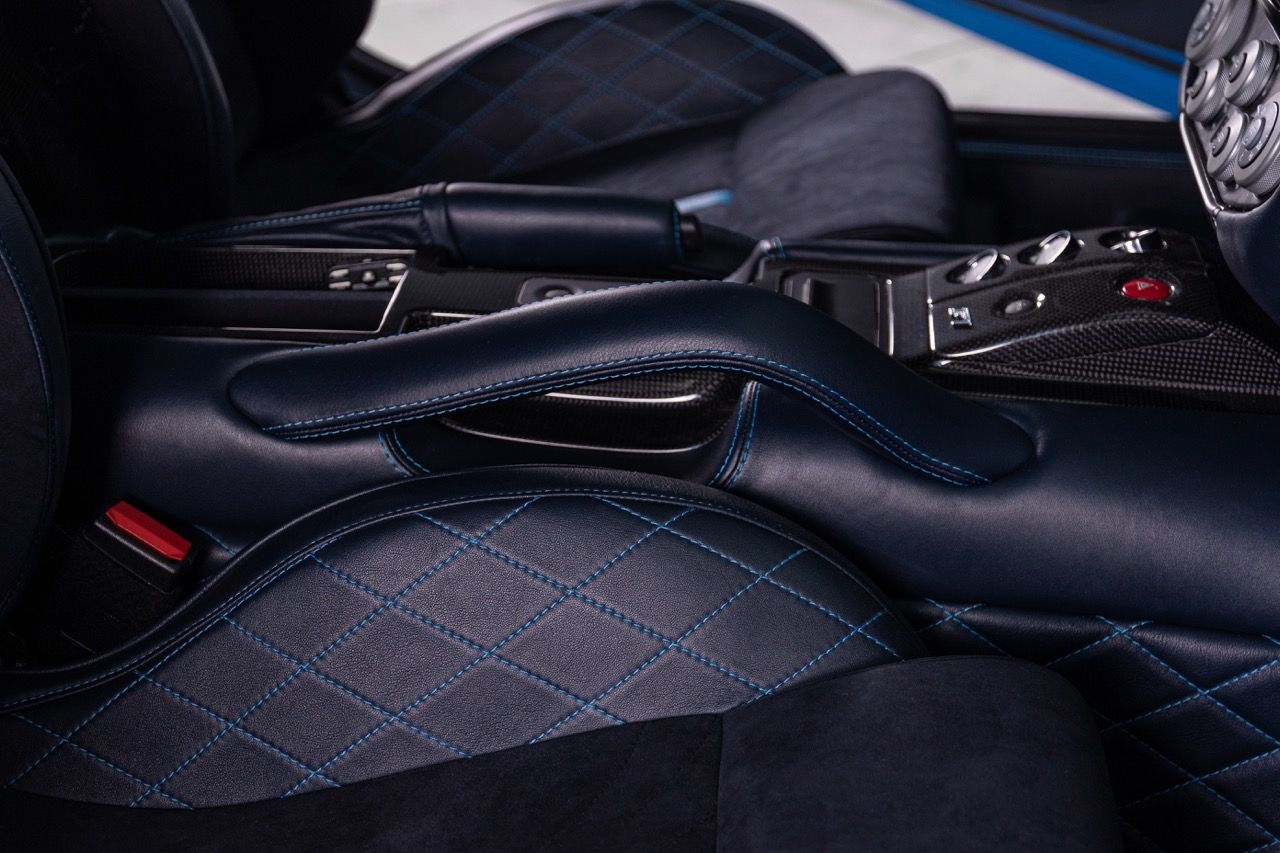 Ferrari 599 garage italia customs Alcantara