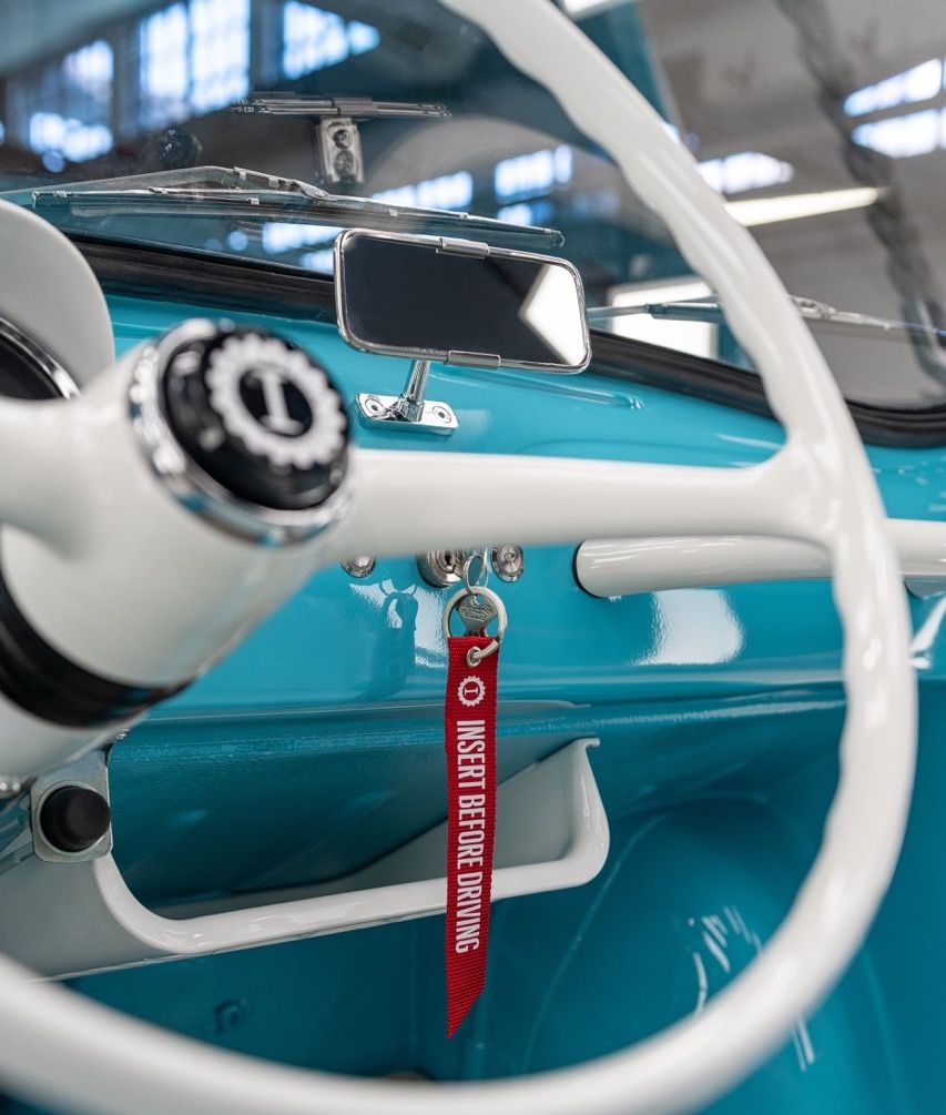 Spiggina-a righe garage italia custom