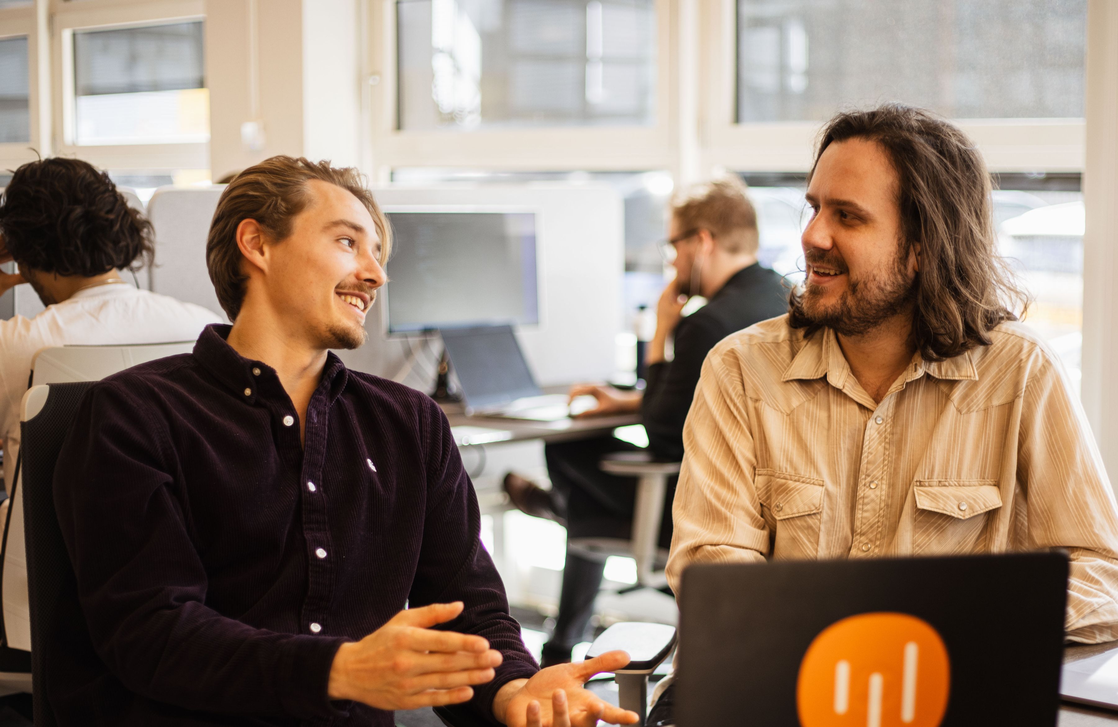 analytics engineers aan het werk bij Digital Power