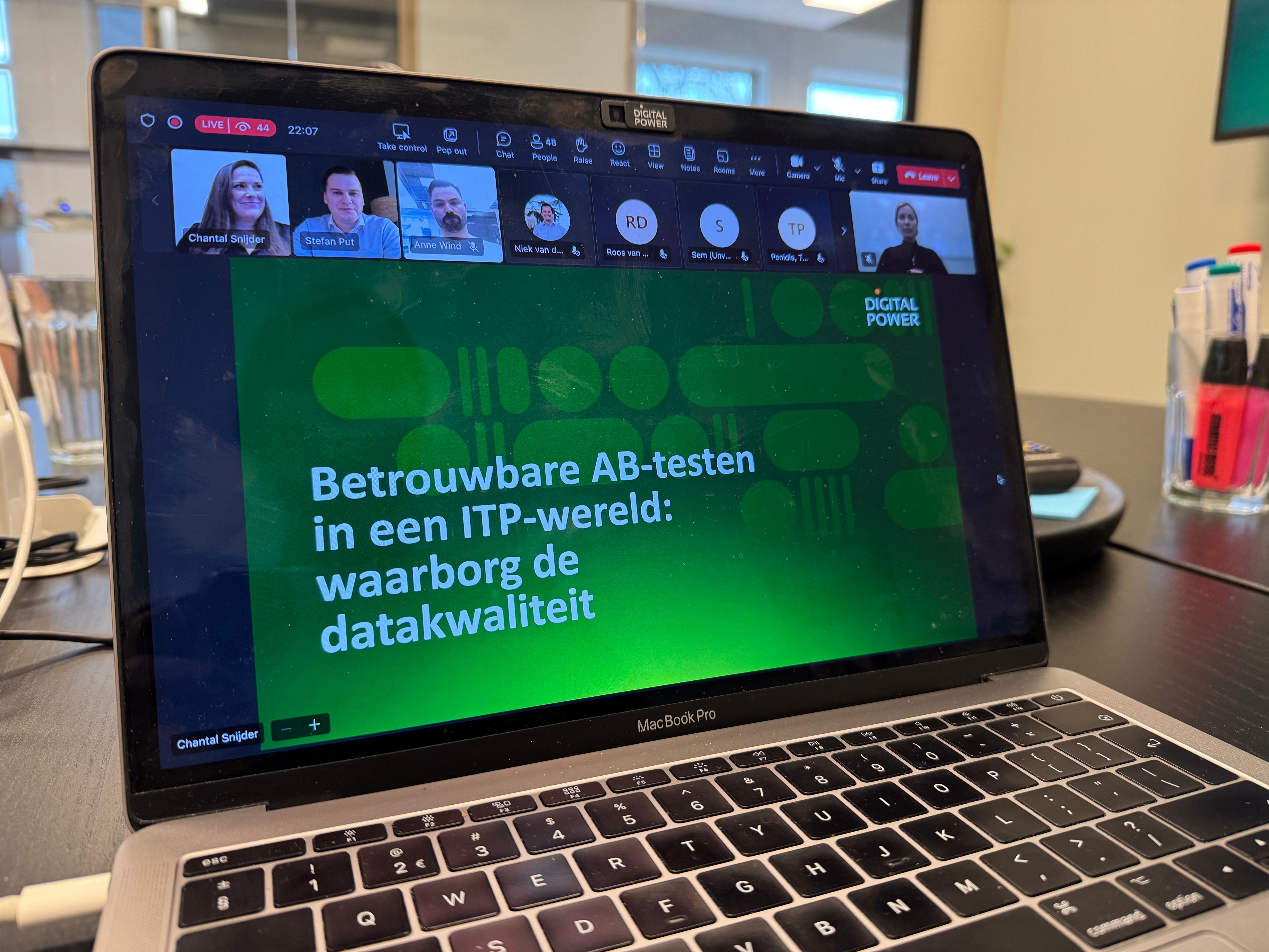 tafelvoetbal op kantoor