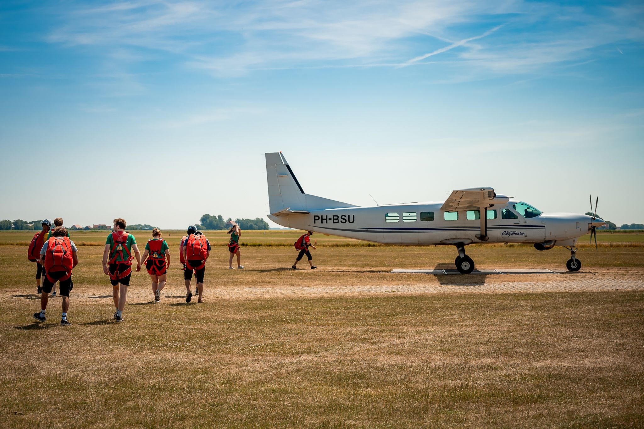 Sky diving photo