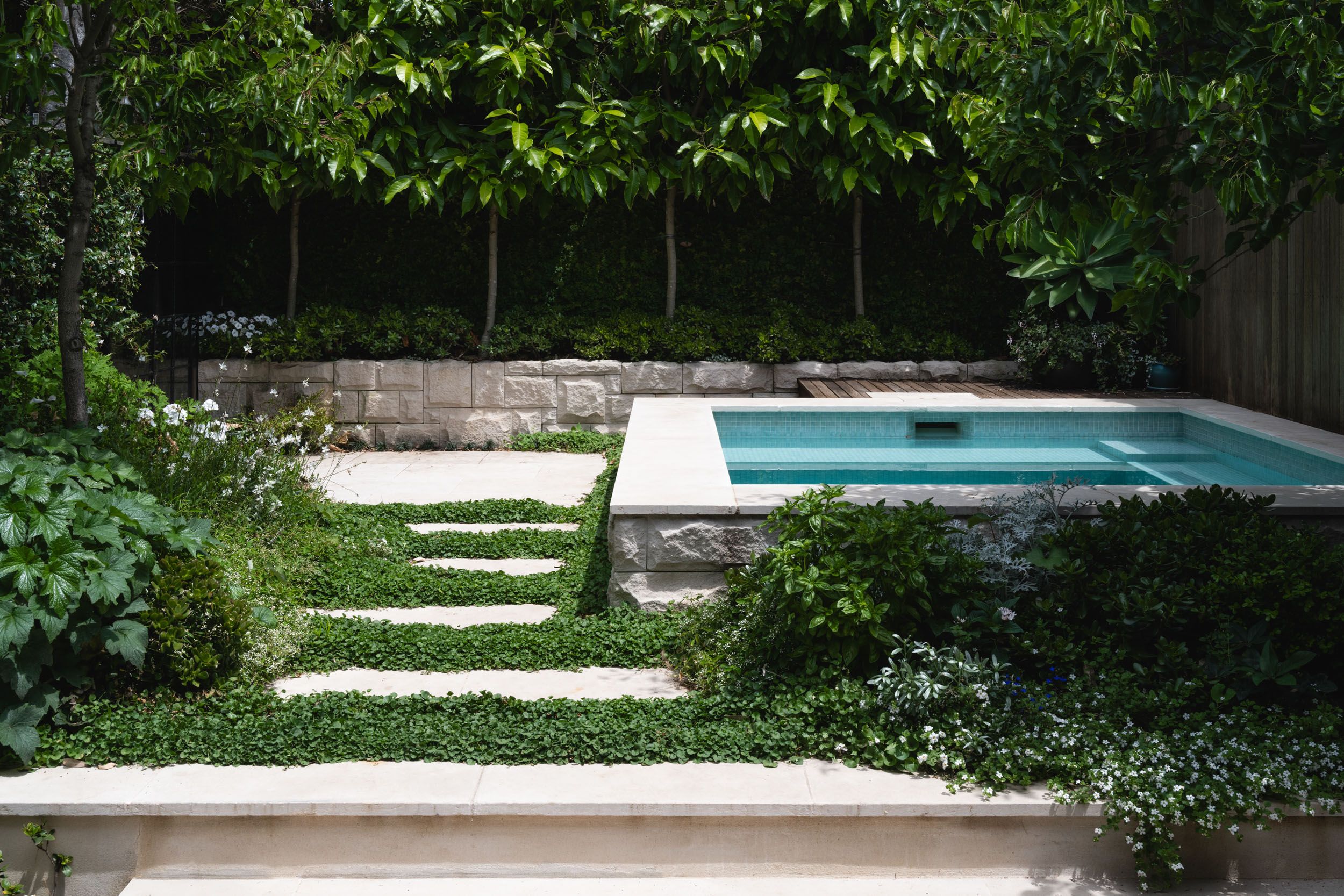 bronte pool and garden