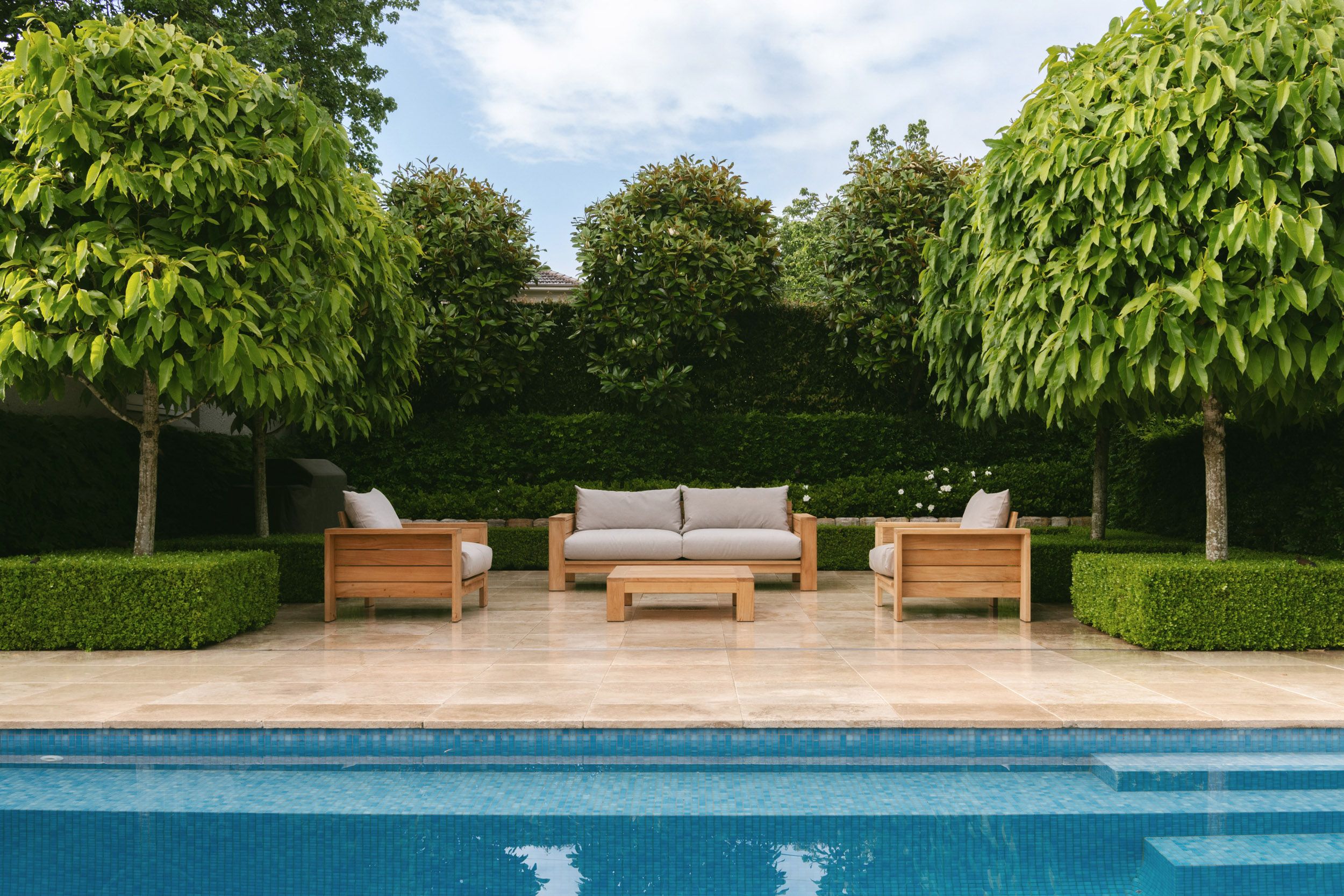 Pool + Garden and entertaining area
