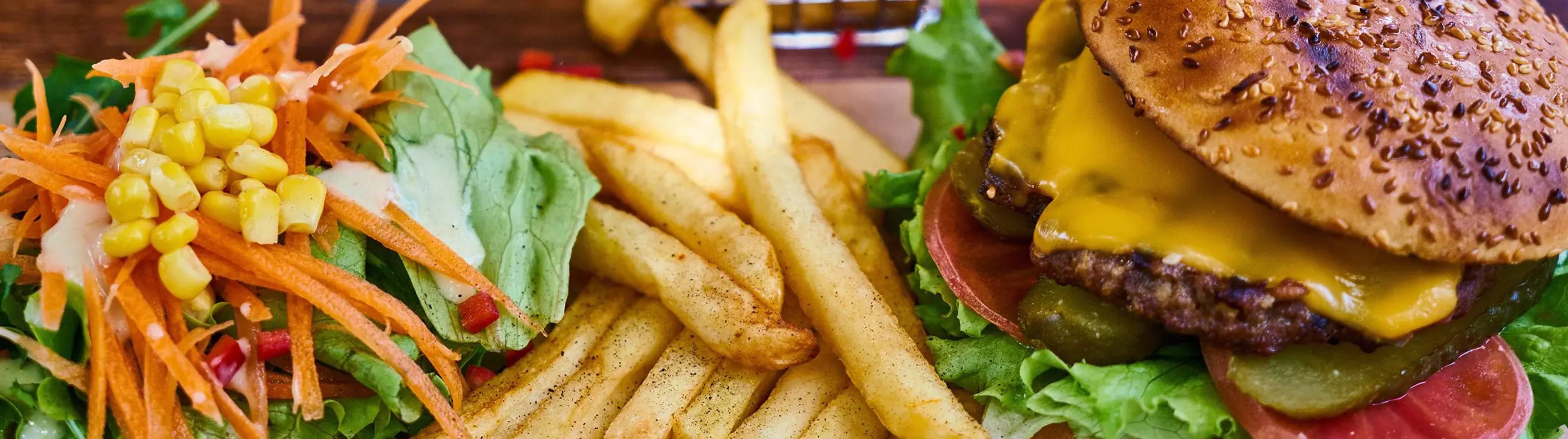Lunchgerichte und Tagesgericht von der Wochenkarte