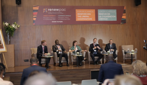Česká europoslankyně jednala o možnostech spolupráce v Africe – v energetice i podnikání 