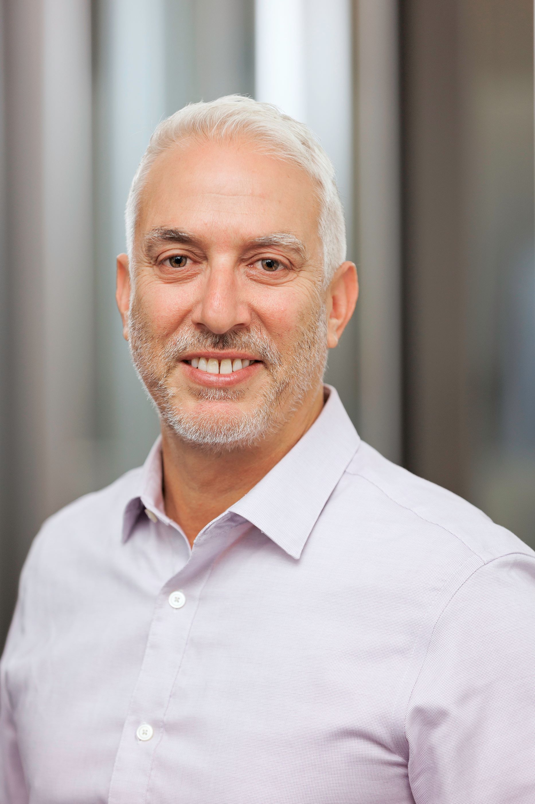 Headshot of Shaugn Schwartz