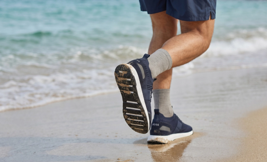Running on Wet Sand