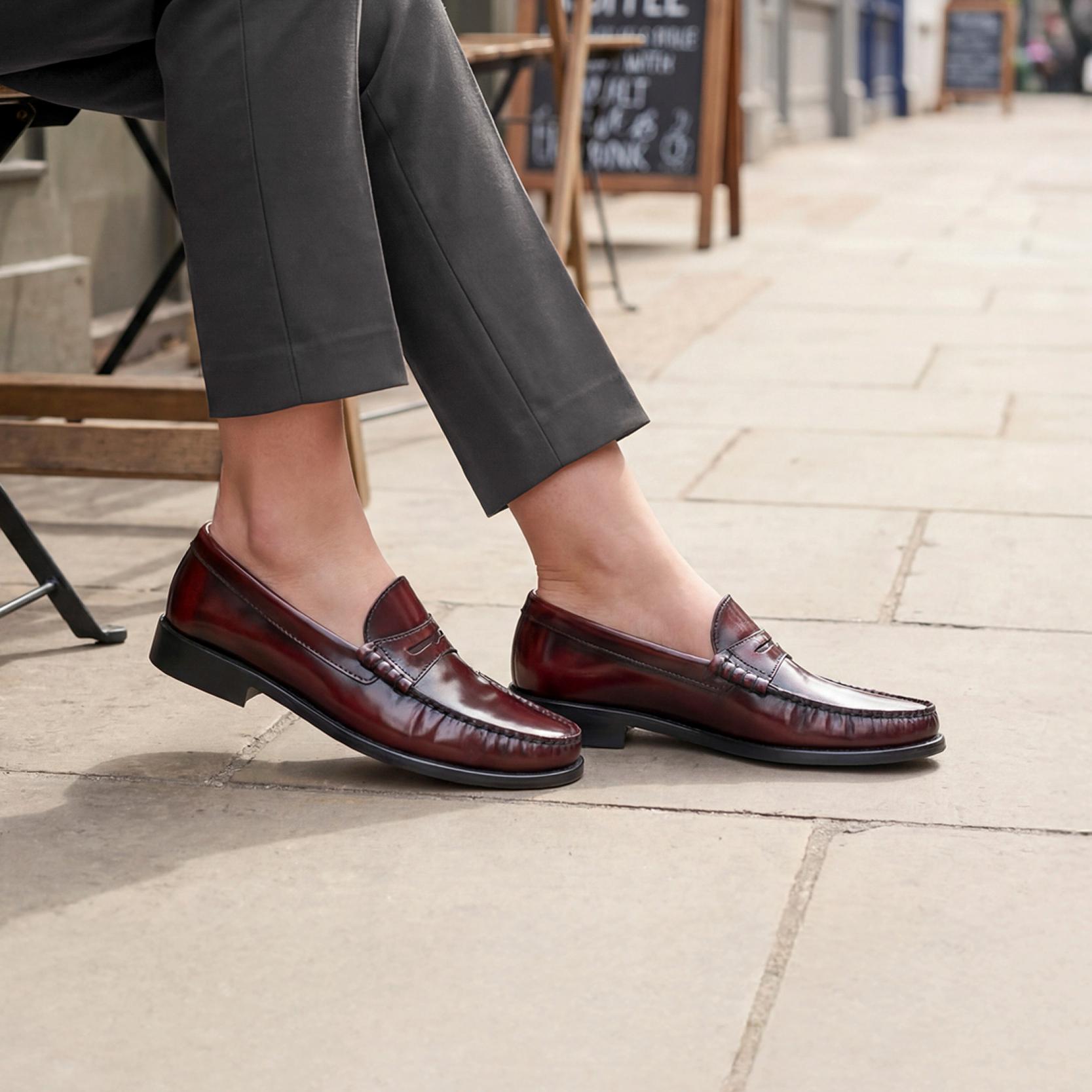 Shoes - Women's Shoes