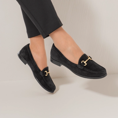 Shoes - Women's Shoes