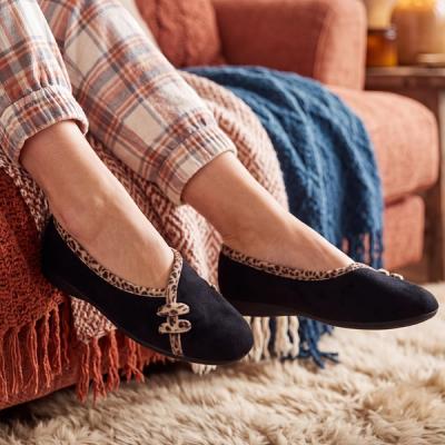 womens slippers