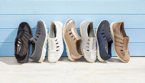 wide fit shoes