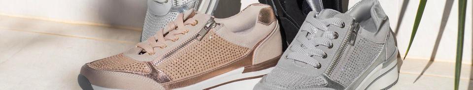 wide fit trainers