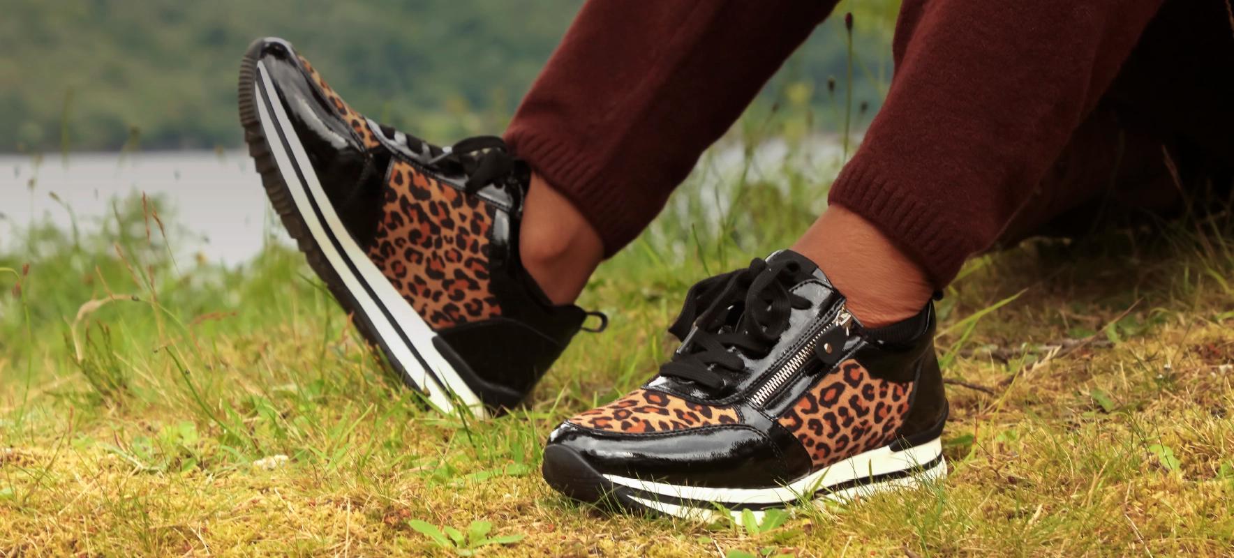 Feel Great Footwear.