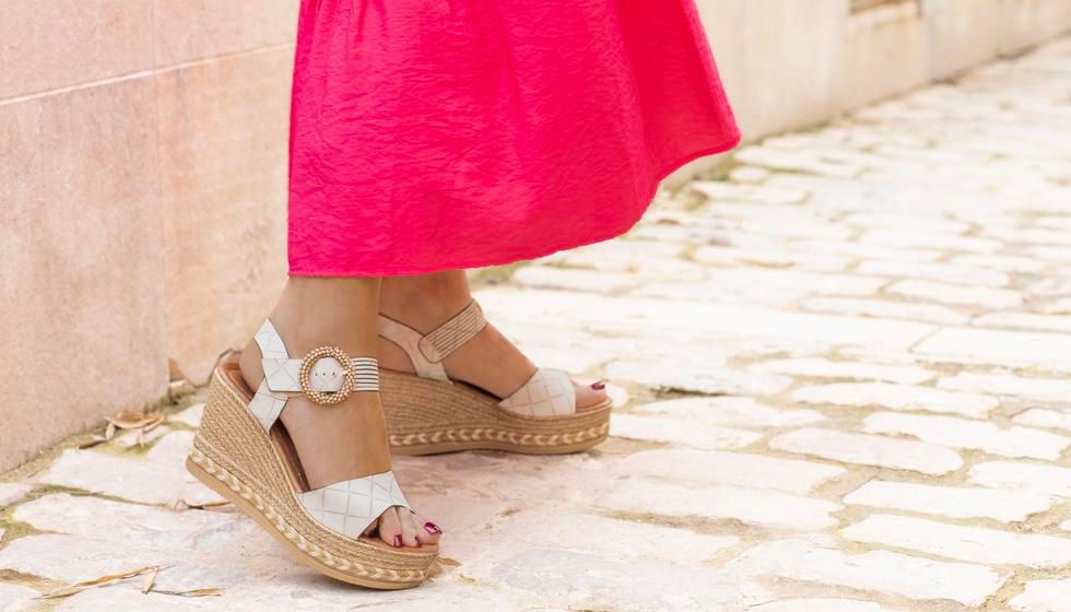 Look on sale style sandals