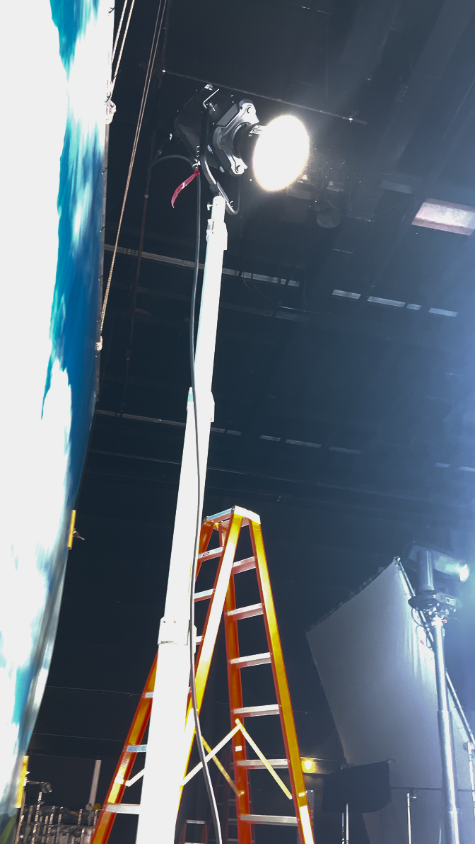 STORM XT52 on tall lighting stand