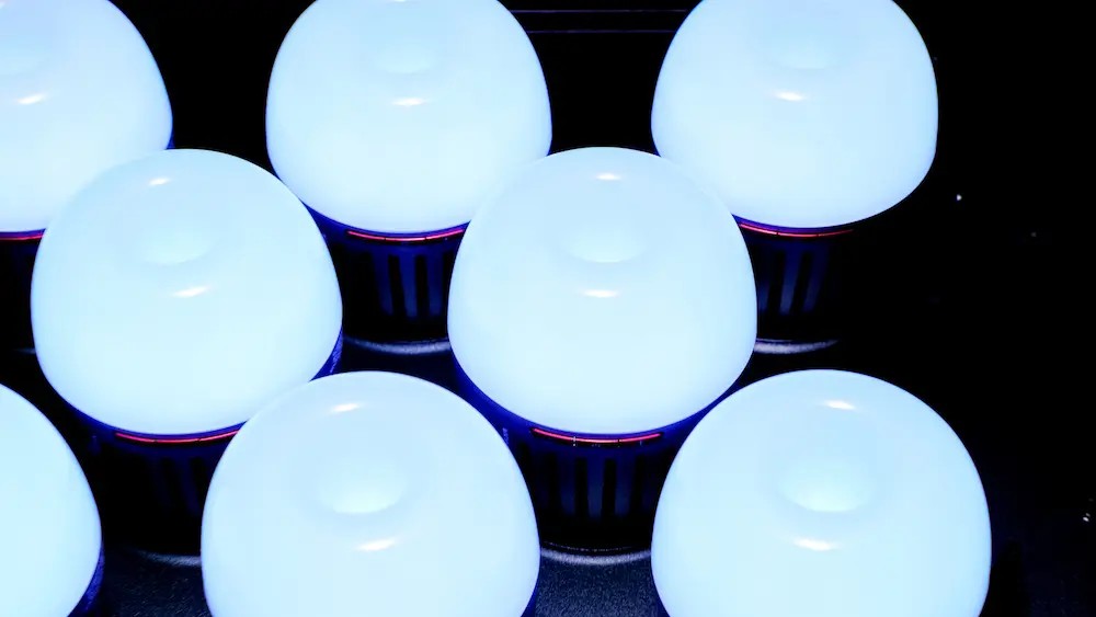 Accent B7c 8-Light Kit