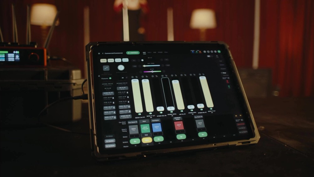 Slider-Based Fixture Control (Workstation View on Mobile)