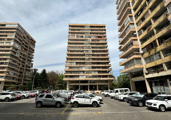 Francisco Bilbao 8020, Las Condes