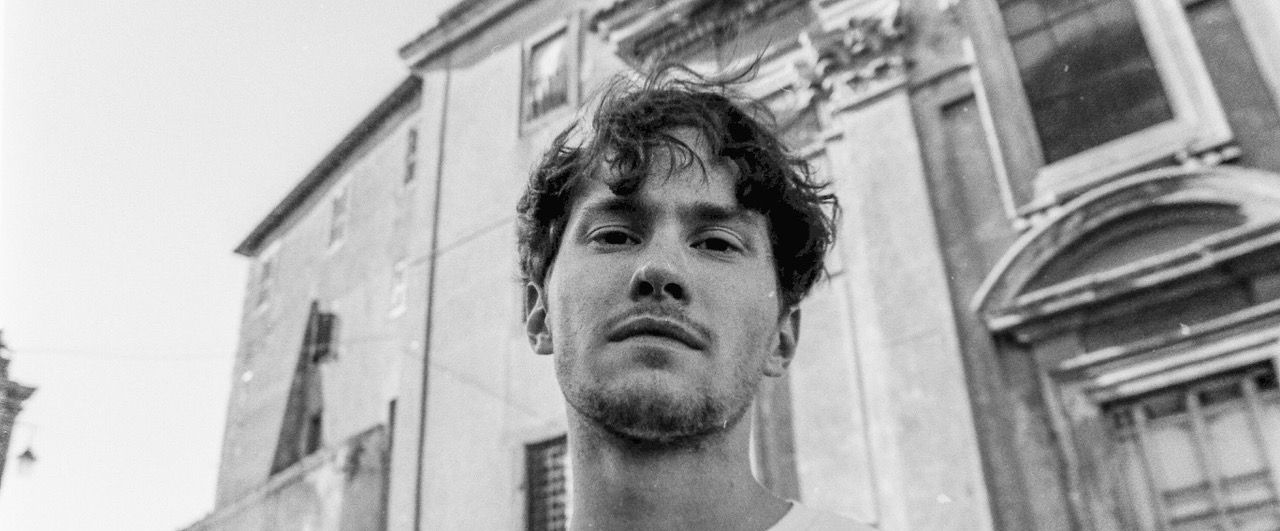 David August shows off complex musicianship at Brighton Music Hall