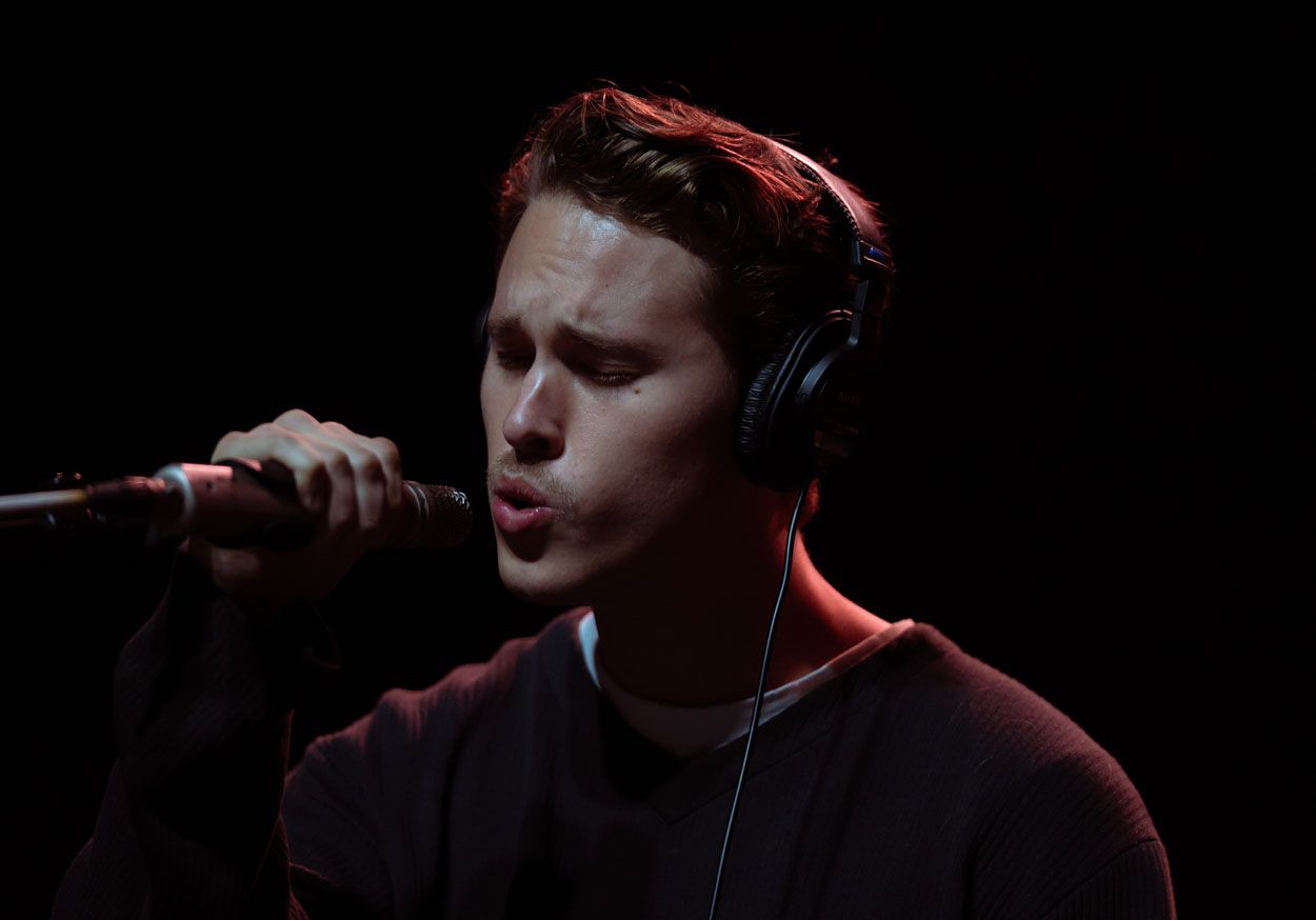 Ryan Beatty stuns at Big Night Live